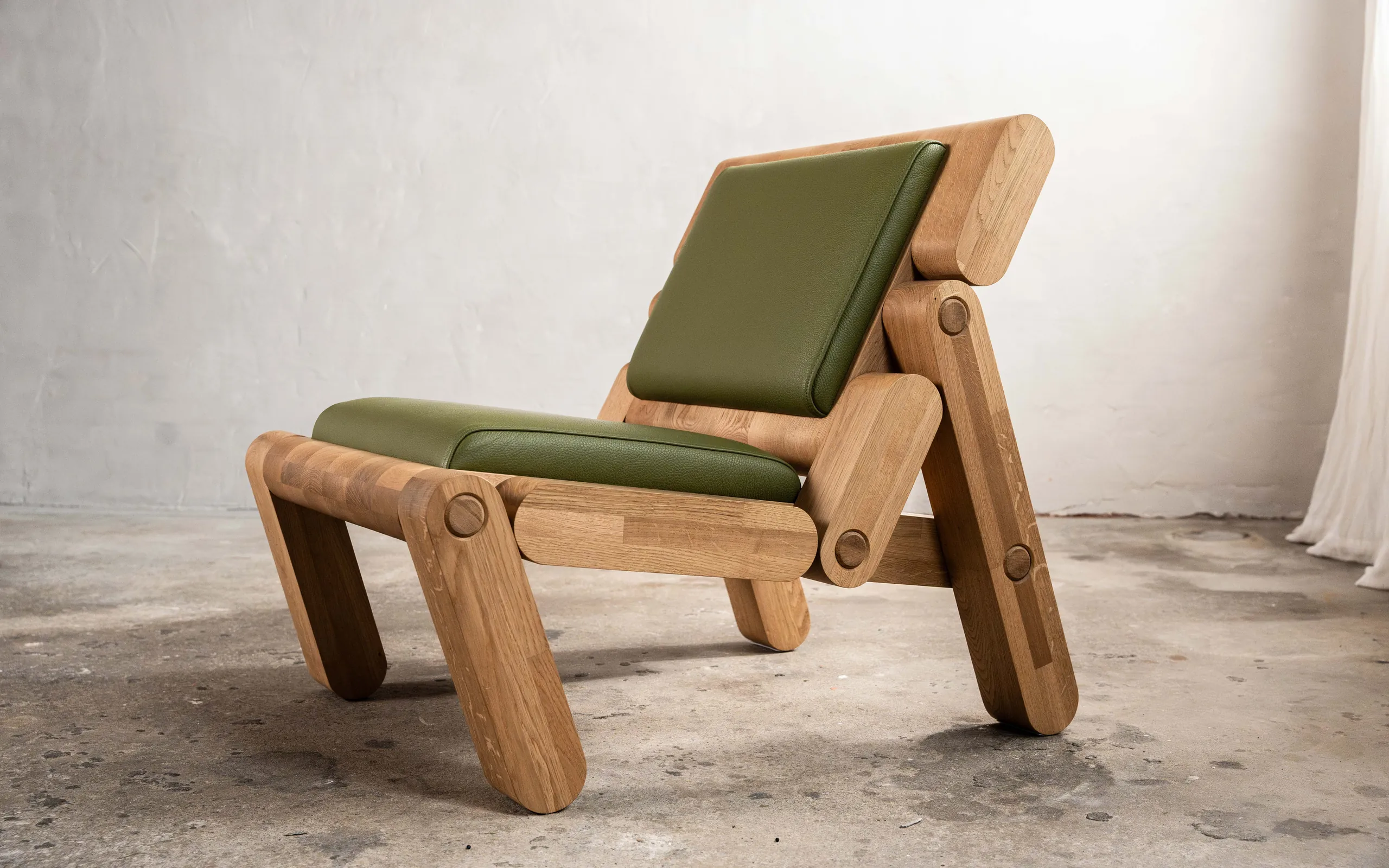 Techno Collection — N° 1.3 Lounge Chair